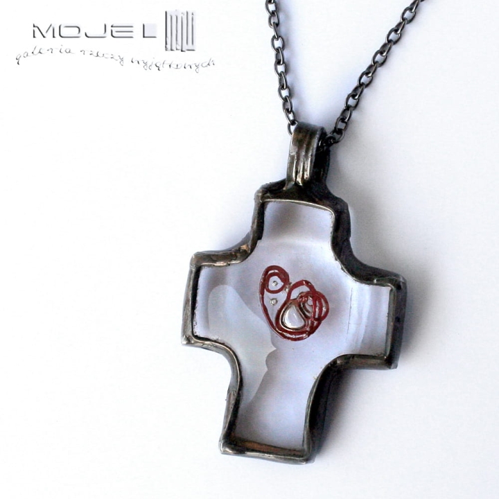 krzyz-z-zawirowaniem-wisior-z-krzyzem-szklany-fusing-bezbarwny-meski