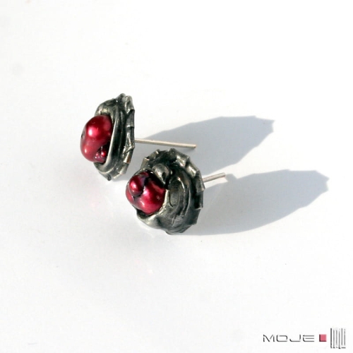Z purpurową perłą, kolczyki z perłą, biżuteria Tiffany, miedziane kolczyki, purpurowa perła hodowlana, ręcznie robione, hand made, biżuteria autorska