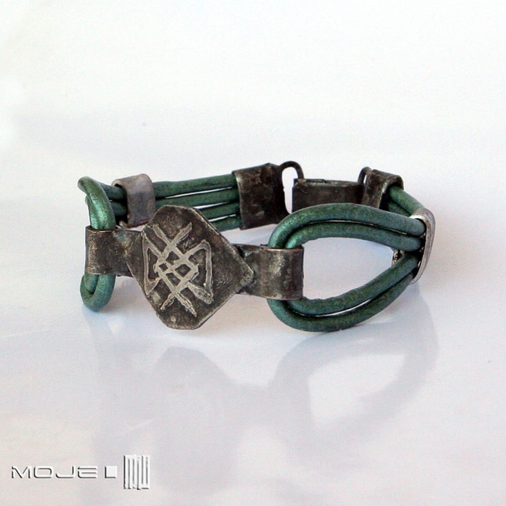 wzmacnia-wytrwalosc-bransoletka-miedz-skorzane-rzemienie-znaki-runiczne-bindruna-amulet