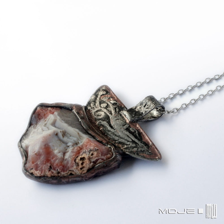 agatowy-kablak-wisior-kamien-naturalny-agat-surowy-miedziany