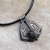 wisior-z runami-i-turmalinem-meski-wisiorek-z-miedzi-czarny-turmalin-znaki-runiczne-runy-amulet-rustykalny-na-rzemieniu