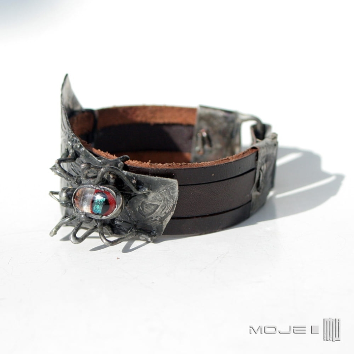 arachne-manela-bransoleta-z-pajakiem-stylizowany-pajak-meska-bizuteria-gotycka-pajeczyna-miedziana-skorzane-rzemienie