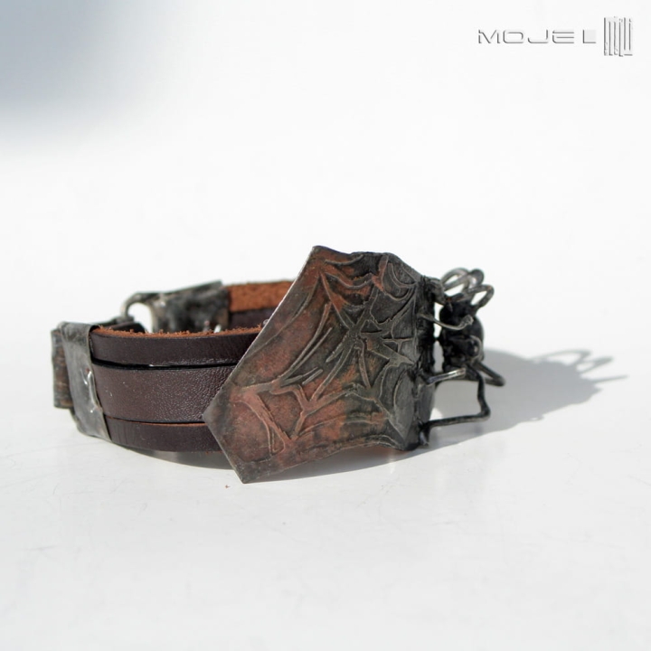 arachne-manela-bransoleta-z-pajakiem-stylizowany-pajak-meska-bizuteria-gotycka-pajeczyna-miedziana-skorzane-rzemienie