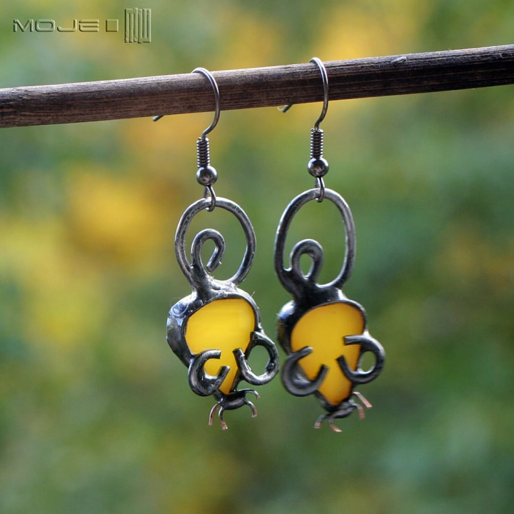 myszki-zolciszki-kolczyki-ze-szkla-myszy-do-uszu-smieszne-oprawione-w-miedz