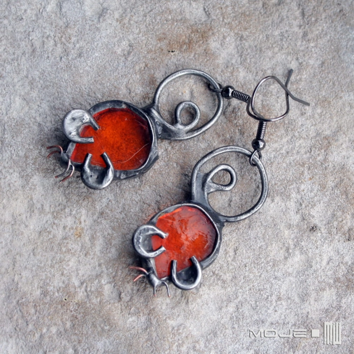 myszki-przejrzystopomaranczowe-kolczyki-ze-szkla-myszy-do-uszu-smieszne-oprawione-w-miedz