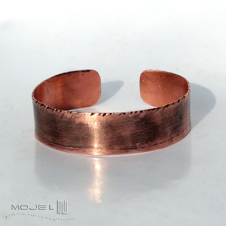 rzazy-w-miedzi-szeroka-bransoletka-miedziana-surowa-prosta-rustykalna-meska-damska-unisex