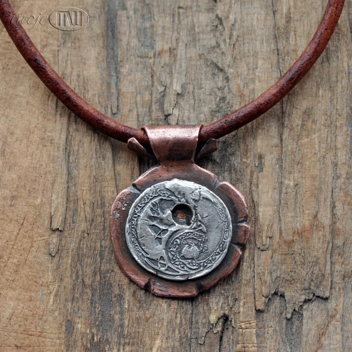 Yin-yang-w-miedzi-i-srebrze-wisior-z-miedzi-i-ze-srebra-meski-bizuteria-dla-niego-na-skorzanym-rzemieniu