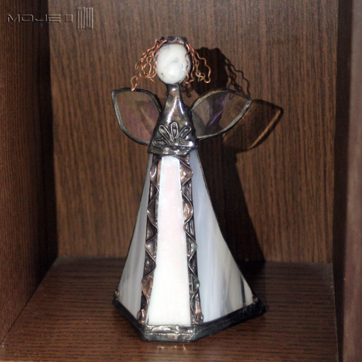 Bialy-aniol-szklany-stojacy-aniolek-figurka-ze-szkla-witrazowy-chrzest-komunia-prezent-pamiatka