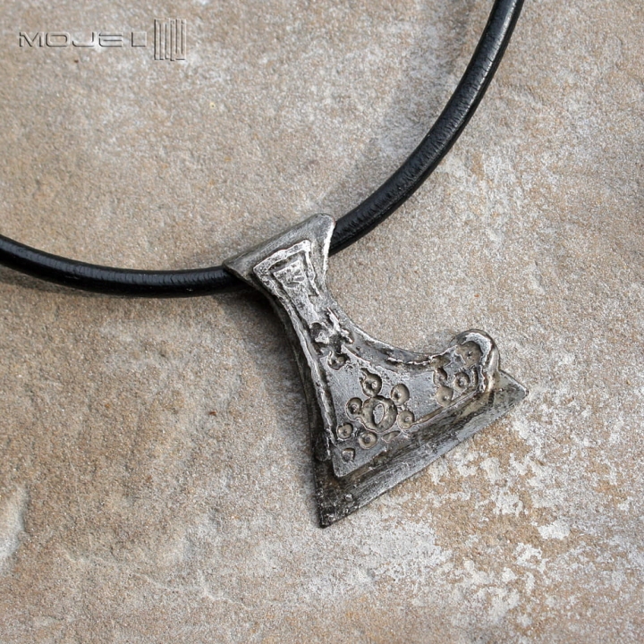 topor-Peruna-wisior-miedziany-pokryty-cyna-slowianska-bizuteria-amulet-poganska-bizuteria