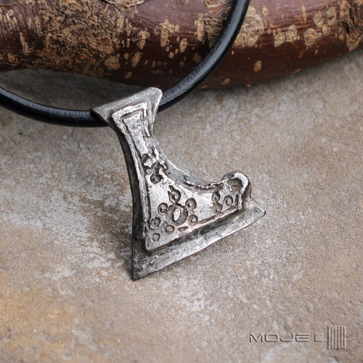 topor-Peruna-wisior-miedziany-pokryty-cyna-slowianska-bizuteria-amulet-poganska-bizuteria