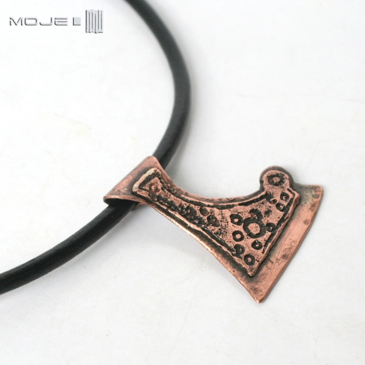 topor-Peruna-w-miedzi-wisior-miedziany-slowianska-bizuteria-amulet-poganska-bizuteria