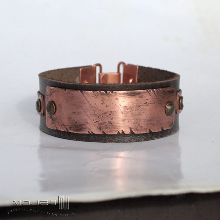 skora-i-miedz-rustykalnie-szeroka-bransoleta-ze-skory-i-miedzi-meska-bizuteria-surowa-rustykalna