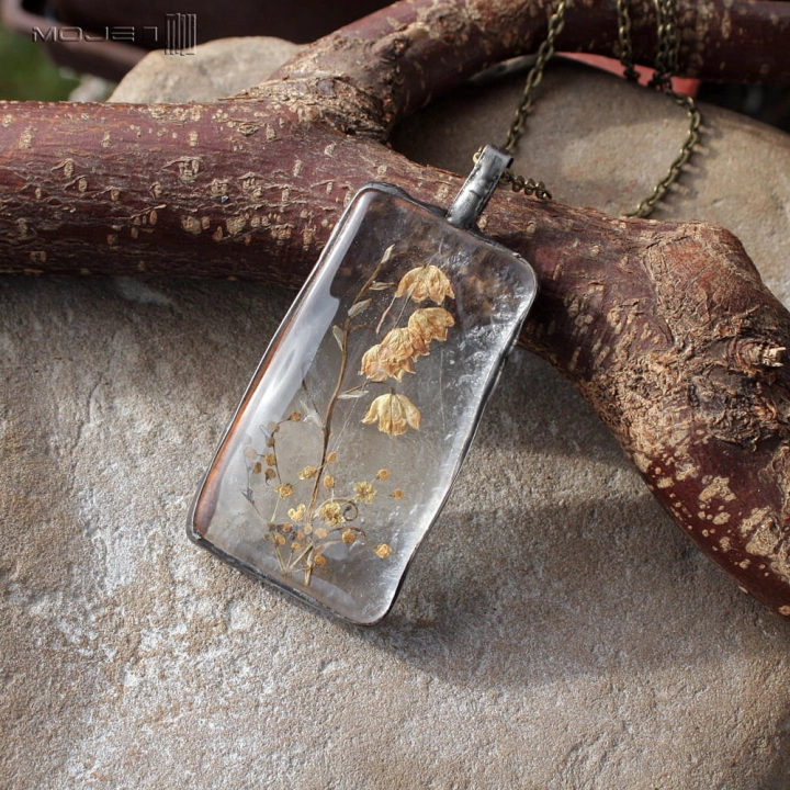 herbario-konwalia-i-czarny-bez-wisior-ze-szkla-z-suszonymi-kwiatami-szklana-zawieszka-magiczny-niepowtarzalny-prezent