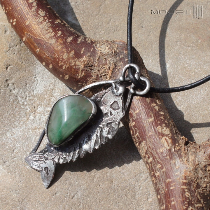 ryba-na-zielono-wisior-zielony-kamyk-ryba-wisior-chalcedon