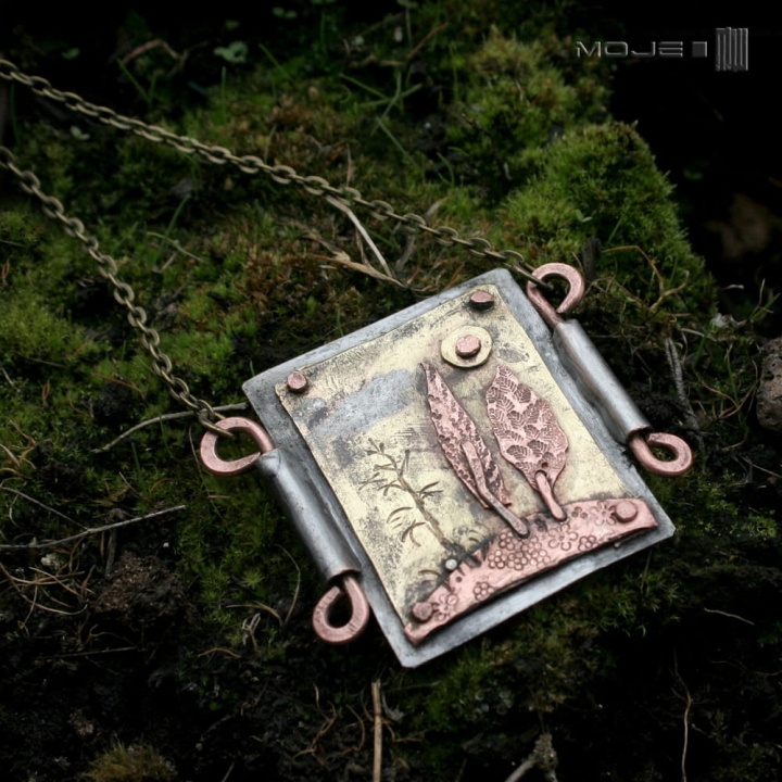 wisior-z-widoczkiem-rustykalny-wisior-miedz-mosiadz-drzewa-bizuteria-z-naturalnych-materialow
