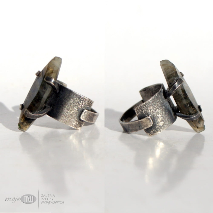 lazurowa-feeria-pierscionek-ze-srebra-z-labradorytem-srebro-rustykalny-duzy-markiza-kamien-szlifowany