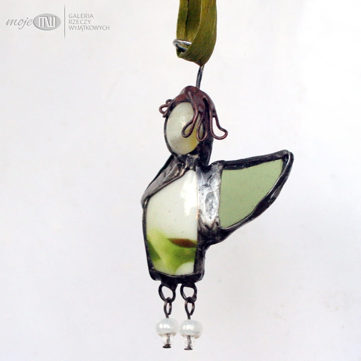 aniolek-porcelanek-wiszacy-dekor-swiateczny-porcelana-szklo-fusing-swieta-zawieszka