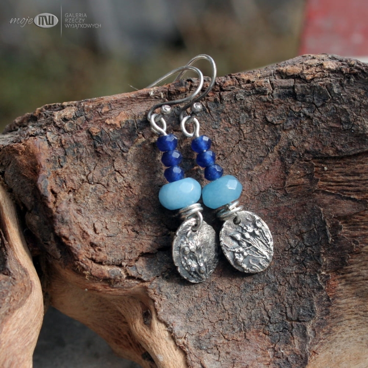 polne-skarby-kolczyki-ze-srebra-akwamaryn-jadeit-niebieski-granatowy-lekkie-srebrne-florystyczne-pola-roslinka
