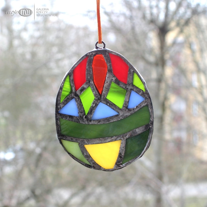 jajo-dekor-wiszace-wielkanocna-dekoracja-witraz-szklo-witrazowe-szklany-wiszacy