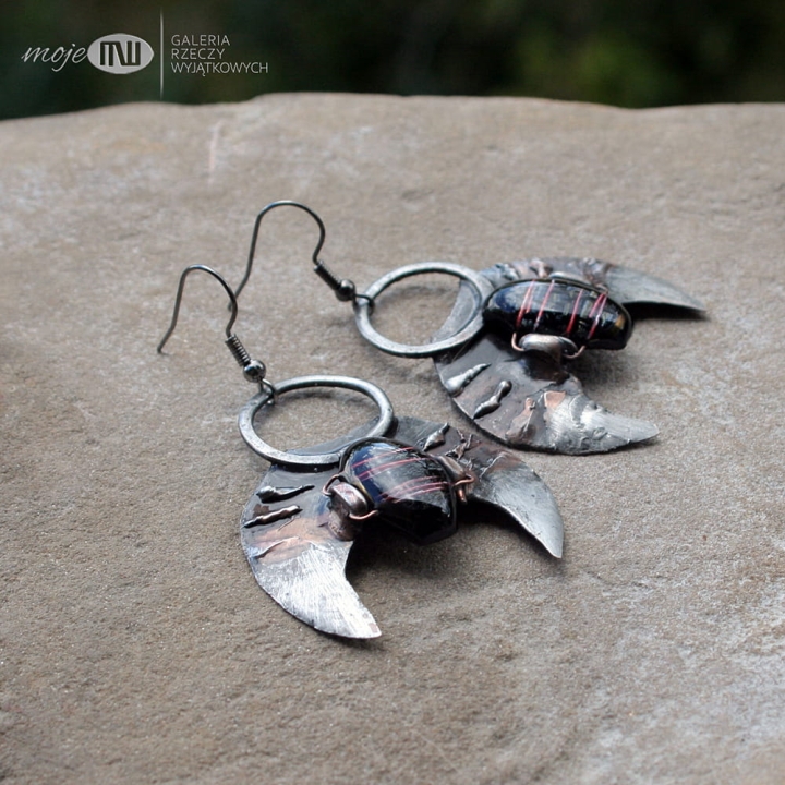 mroczne-lunule-kolczyki-ksiezycowe-miedz-kobiece-wiszace-szlany-kaboszon-fising