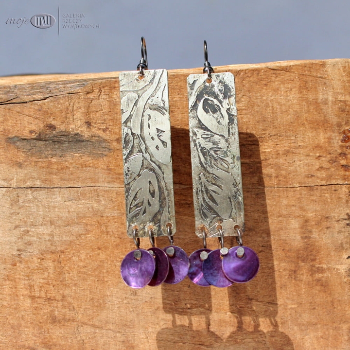 florostokat-z-masa-perlowa-dlugie-wiszace-kolczyki-alpaka-florystyczne-masa-perlowa