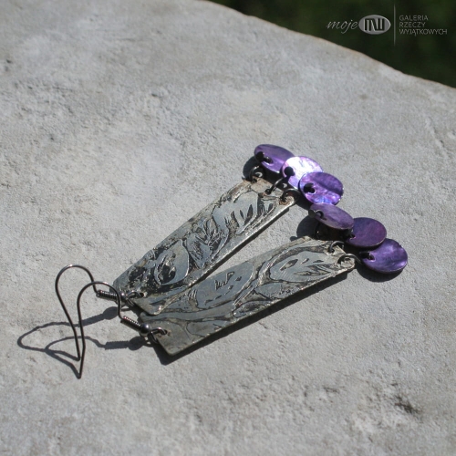 florostokat-z-masa-perlowa-dlugie-wiszace-kolczyki-alpaka-florystyczne-masa-perlowa