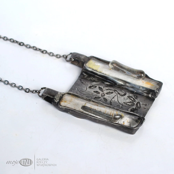 podwojne-odbicie-wisior-szklo-metal-kwadratowy-rustykalny-motywy-kwiatowe