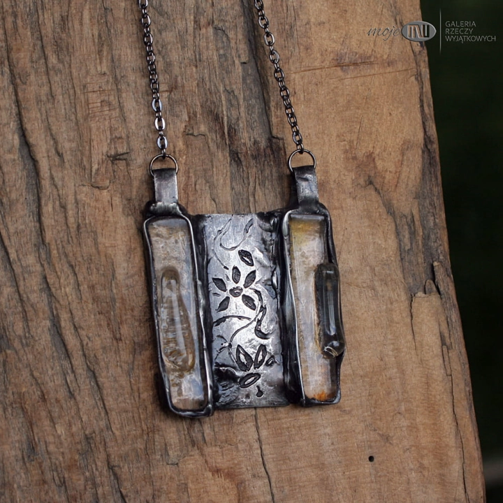 podwojne-odbicie-wisior-szklo-metal-kwadratowy-rustykalny-motywy-kwiatowe