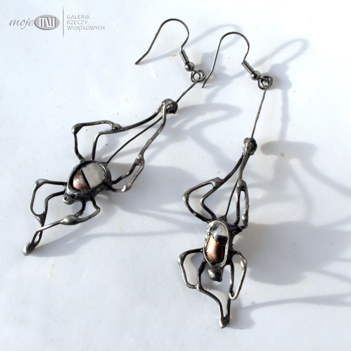 arachne-kolczyki-pajak-wiszace-dlugie-do-uszu-helloween