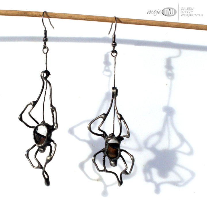 arachne-kolczyki-pajak-wiszace-dlugie-do-uszu-helloween