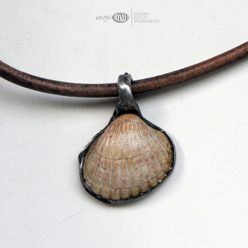 baltycka-muszelka-wisiorek-z-muszelka-na-szyje