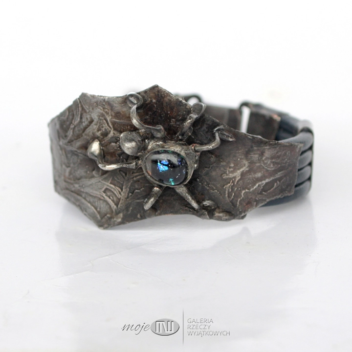 arachne-manela-w-niebieskosciach-bransoletka-szeroka-z-miedzi-skorzane-rzemienie-pajak-pajeczyna-gotycka-bizuteria