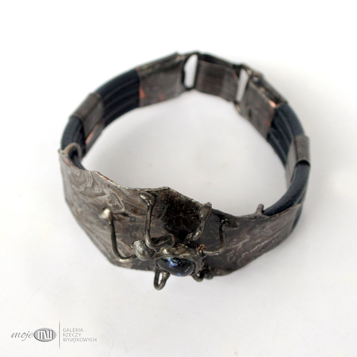 arachne-manela-w-niebieskosciach-bransoletka-szeroka-z-miedzi-skorzane-rzemienie-pajak-pajeczyna-gotycka-bizuteria