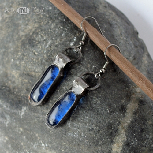 szklaki-blekitniaki-kolczyki-szkło-fusing-miedziane-wiszace