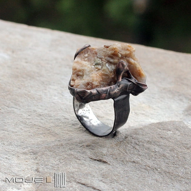 wakacyjny kamień, pierścionek z kamieniem naturalnym, miedziana obrączka, ręcznie robione, hand made, kamień naturalny, biżuteria Tiffany