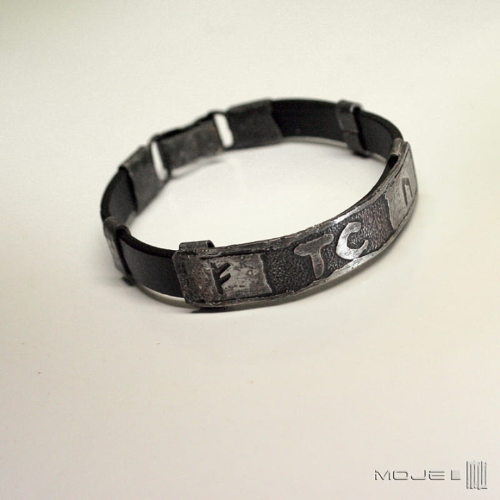 manela Fehu-Uruz, bransoleta z miedzi i skóry, męska biżuteria, runy, znaki runiczne, dla mężczyzny, pomysł na prezent