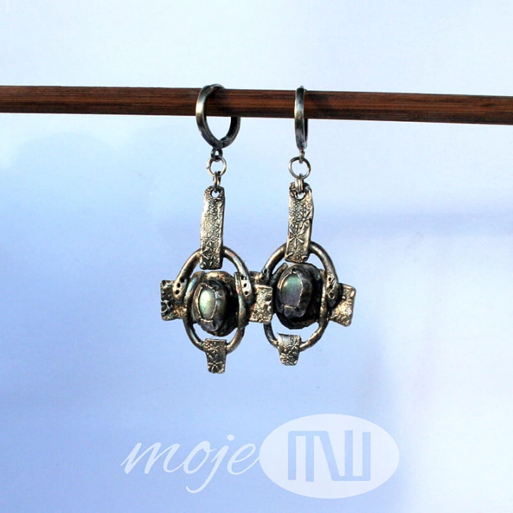 Kwietny-mechanizm-kolczyki-ze-srebra-srebrne-z-labradorytem-prezent-rustykalne