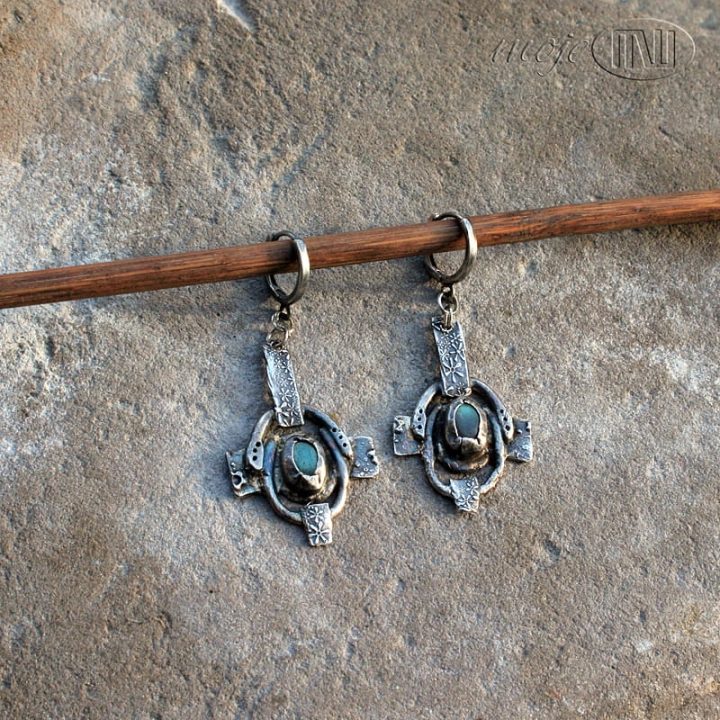 Kwietny-mechanizm-kolczyki-ze-srebra-srebrne-z-labradorytem-prezent-rustykalne