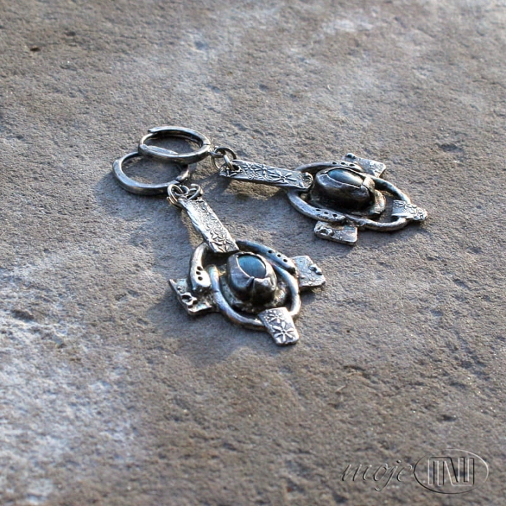 Kwietny-mechanizm-kolczyki-ze-srebra-srebrne-z-labradorytem-prezent-rustykalne