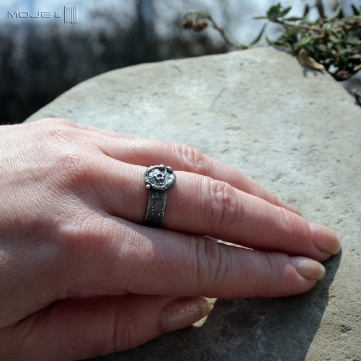 kwiatuszek-miedzyplanetarny-srebrny-pierscionek-srebro-art-clay