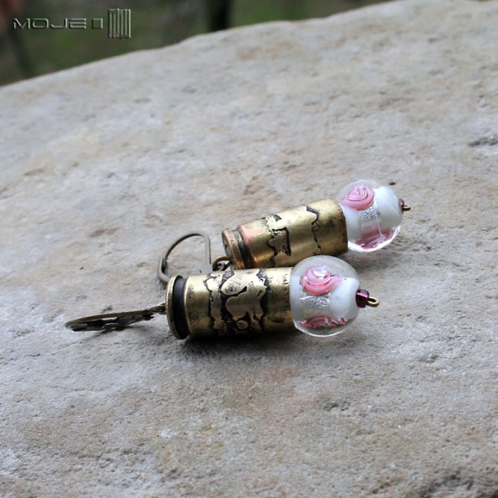 Kaliber-9-rozany-kolczyki-z-lusek-mosiezne-wiszace-militarne