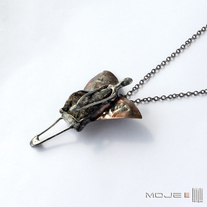 Kamykowy anioł, wisior, kamień naturalny