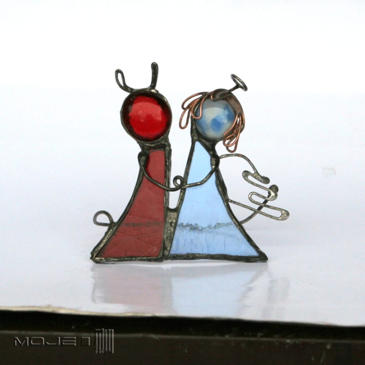 Para-nie-z-tej-ziemi-aniol-diabel-szklane-figurki-witrazowe