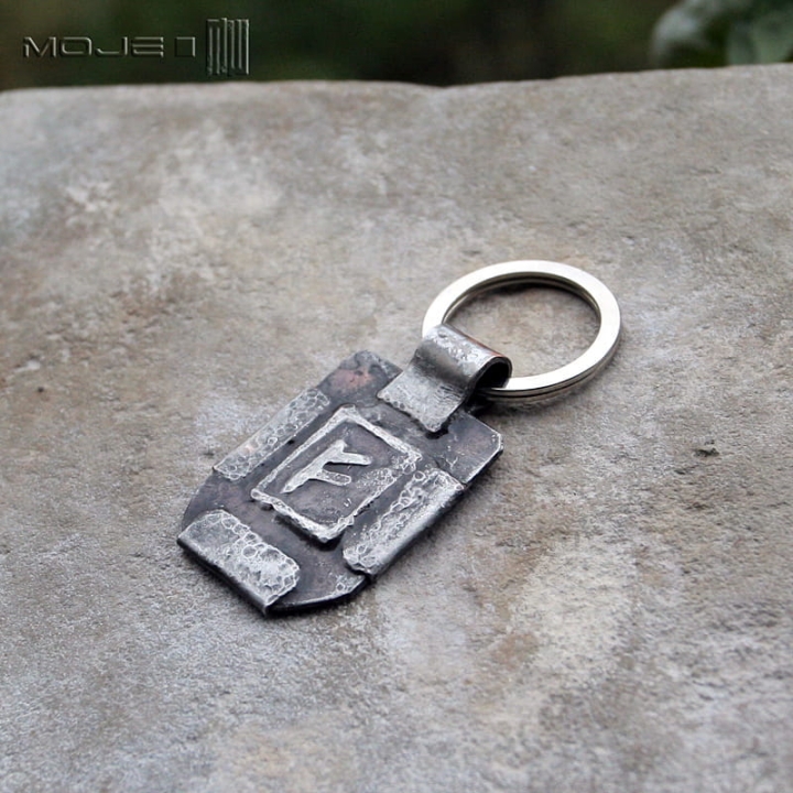 Brelok z runą Fefu, znaki runiczne, talizman, runy