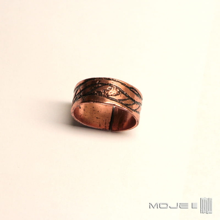 Druga falujaca, miedziana-obraczka, trawiona-miedz