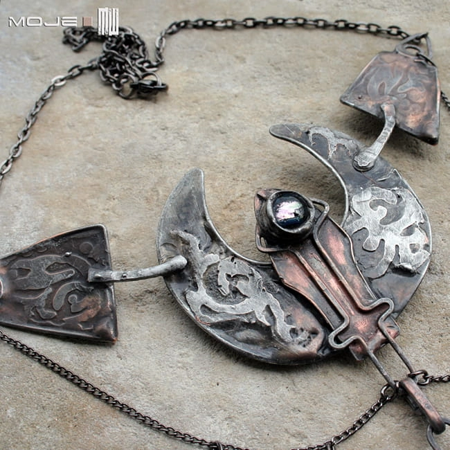 Switezianka-naszyjnik-bizuteria-gotycka-gotycki-gothic-ezoteryczny-magiczny-miedziany-biżuteria-autorska-metaloplastyka-księżyc-luna-słowiańskie-poganska